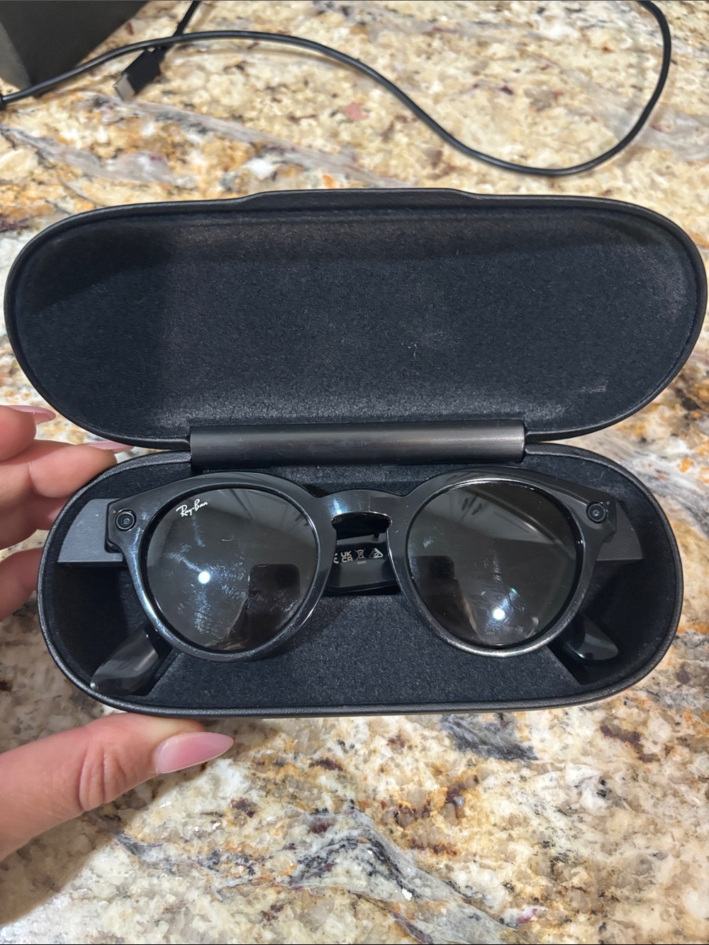Meta Ray Ban Round Stories Gen 1